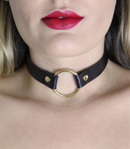 CHO027GLD BLACK CHOKER WITH GOLD RING